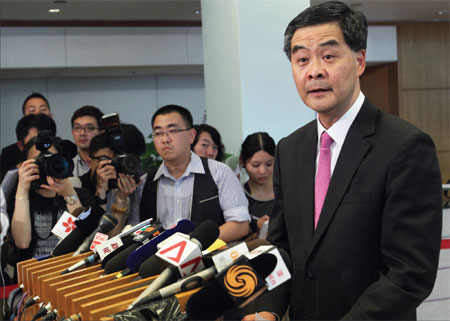 Leung emerges unscathed from conflict accusations