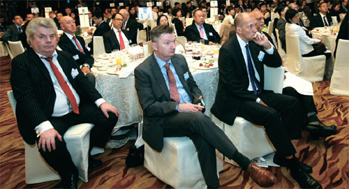 SAR in top role to bridge funding gap