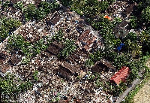 印尼地震死亡人数超5000 全国进入3个月紧急状态