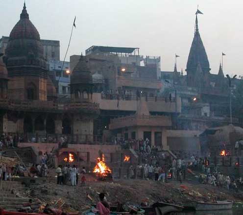 行走天下之印度:第一次看到焚烧死人全过程