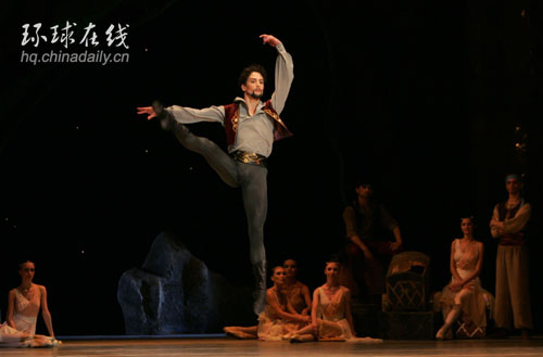 经典芭蕾剧亮相俄罗斯