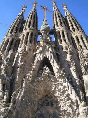 建造127年仍未完工 西班牙圣家大教堂明年夏天