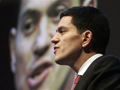 希拉里自曝被英国外相吸引:5秒钟就迷上他(图)