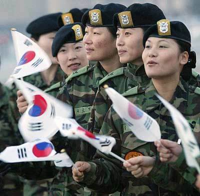 世界各国女兵如何度过“地狱训练”