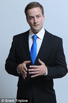 英报盘点卡梅伦7名“替身” 扮首相日赚500英镑
