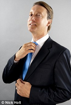 英报盘点卡梅伦7名“替身” 扮首相日赚500英镑