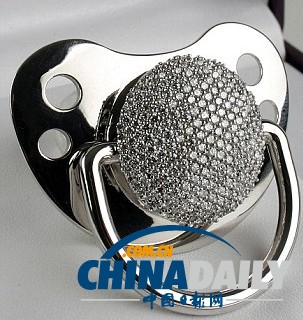 英国皇家宝宝出生在即 奢侈品牌推出昂贵婴儿礼物