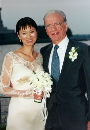 默多克要离婚邓文迪不知情？各聘金牌大状争夺财产
