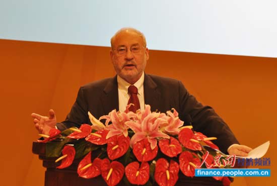 哥伦比亚大学教授:中国的出口模式不可持续