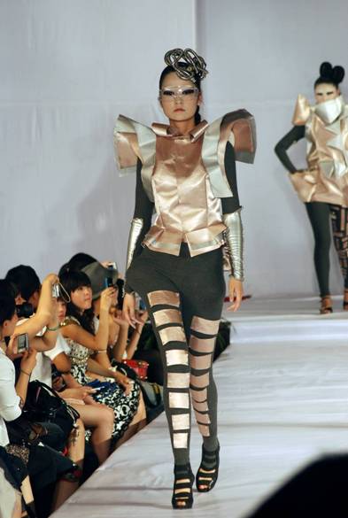 郑州轻工业学院2010年服装设计优秀毕业作品