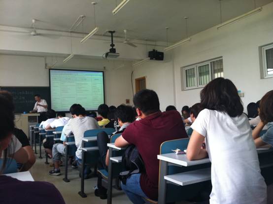 中国政法大学国际本硕班讲座圆满举行
