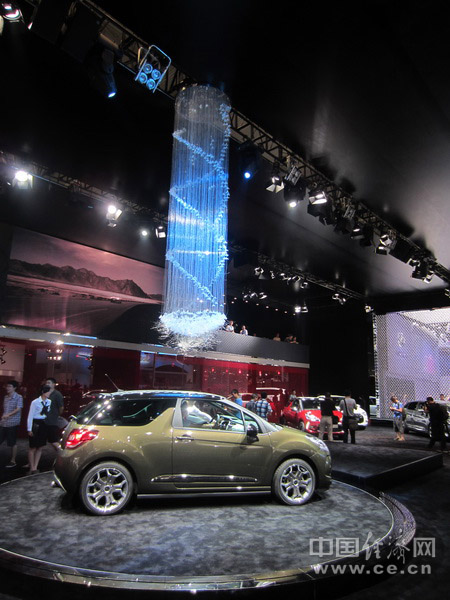 成都车展掠影 奥运冠军雷声亮相