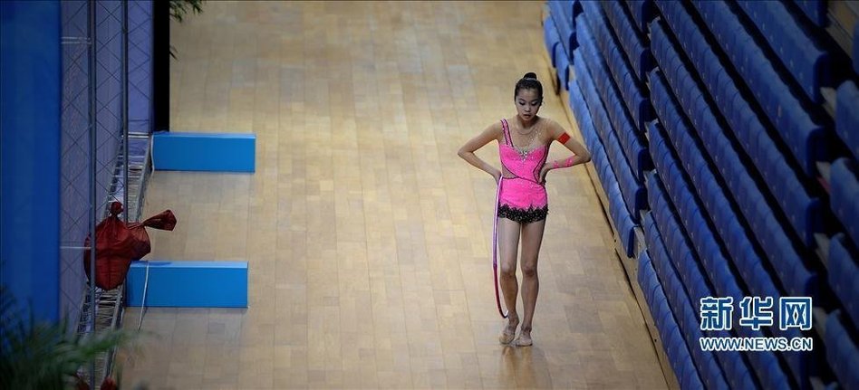 艺体少女体态秀丽 台前幕后身姿揭秘