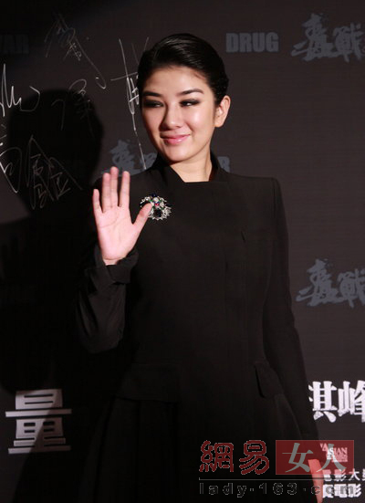 明星身材变形让人惊掉下巴