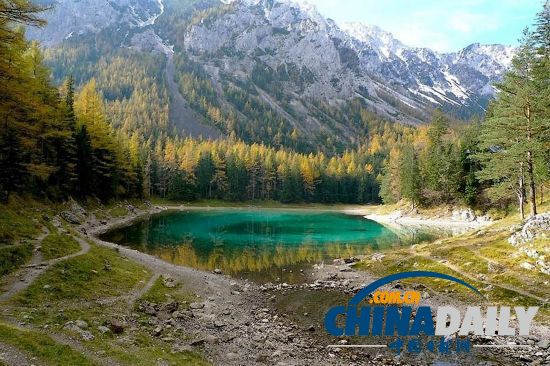 奥地利“水珍珠”：绿湖水下公园
