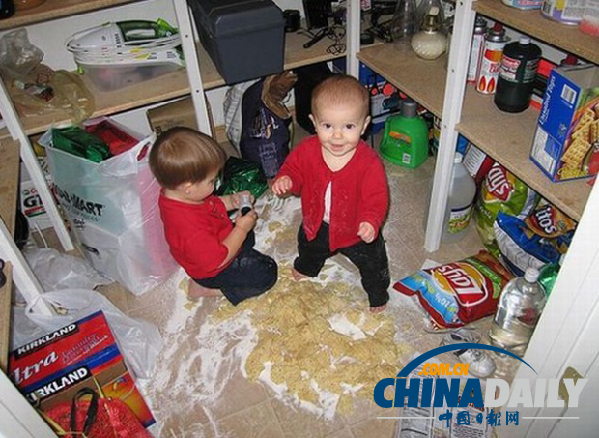 盘点绝对让父母疯掉的孩子们【组图】