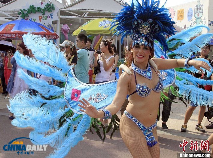 巴西热辣桑巴狂欢沸腾武汉（组图）