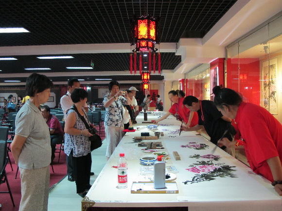 200多艺术家齐聚北京追忆领袖情展望中国梦