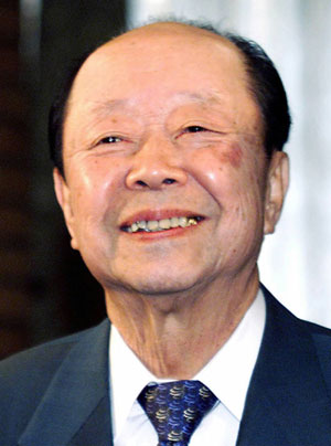 日本前首相宫泽喜一去世 生前强调同中国对话