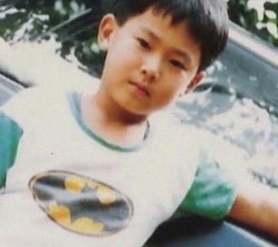 郑允浩小时候