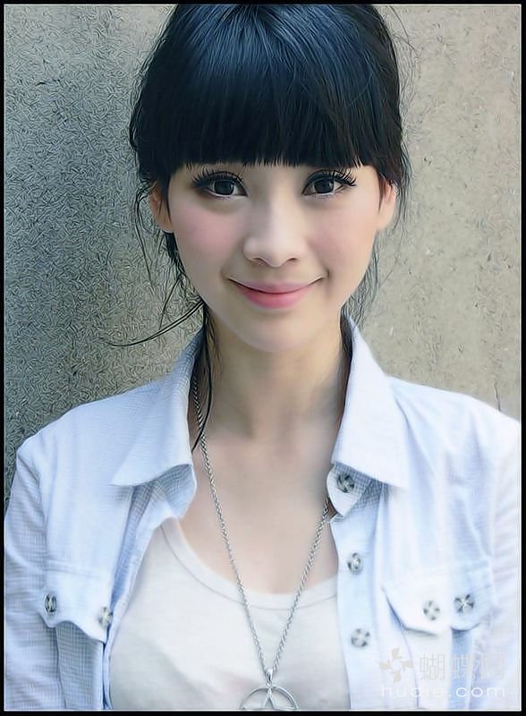 柳岩未成名前照片曝光让所有女人活的更自信!