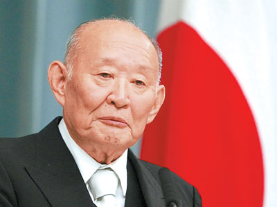 藤井裕久