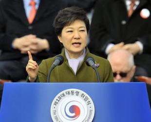 朴槿惠表示强烈谴责