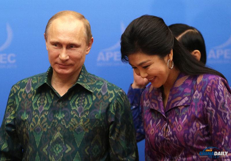 各国领导人着印尼传统服装亮相APEC峰会[5]