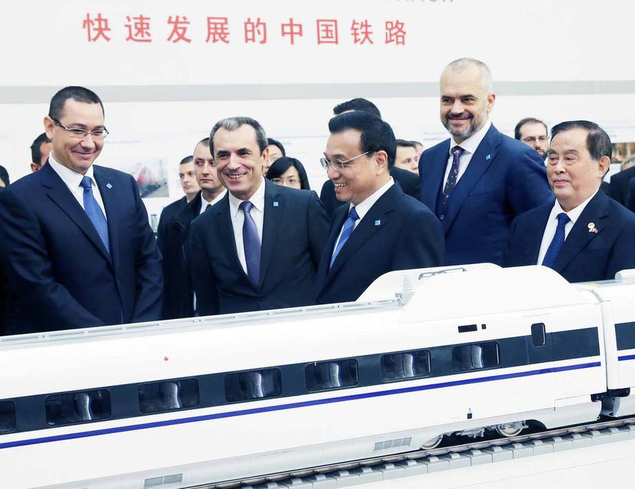 李克强“推销”中国装备 宣布合建匈塞铁路