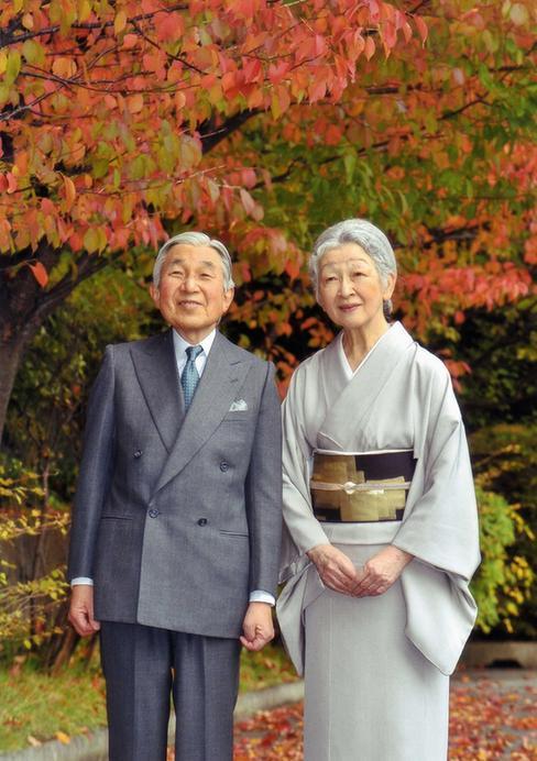 日本天皇迎来79岁生日