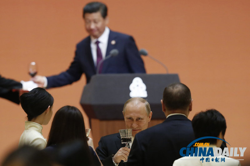 习近平会见参加亚信峰会领导人（图）