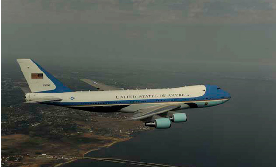 美国防部公布空军一号低飞纽约照片(组图)