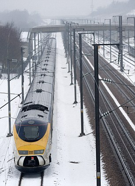 欧洲严寒暴雪天气致80人死亡 交通严重瘫痪