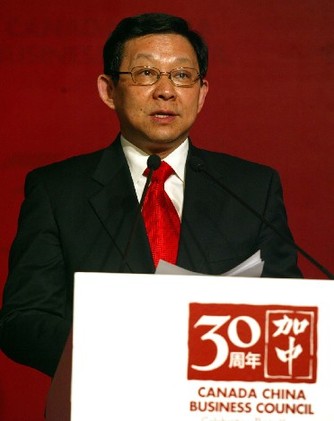 加拿大国际贸易部长艾民信:陈德铭部长拥有智