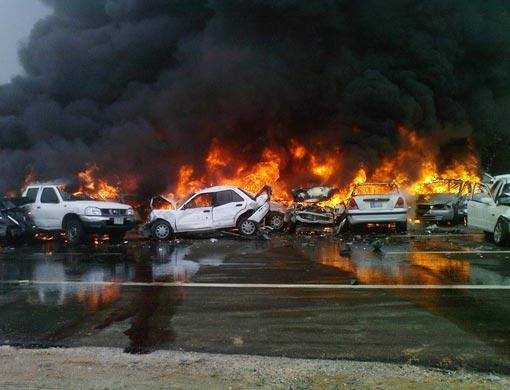 阿联酋60辆车连环追尾 至少3人死亡近350人受