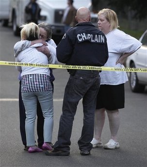 美国华盛顿一父亲开枪打死自己5个孩子后自杀