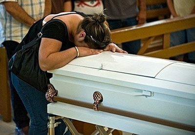 墨西哥幼儿园大火至少41名儿童丧生 数千人哀悼