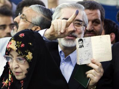 伊朗大选或创投票率纪录 穆萨维指责革命卫队干涉大选