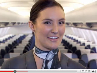 图:新西兰航空<em>空姐</em>裸体出演安全演示录像
