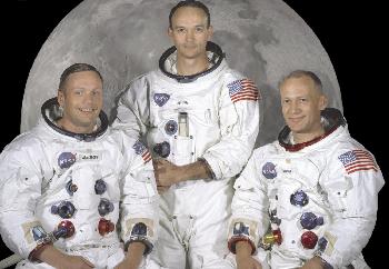 美国登月宇航员40年后再聚首 各持己见场面尴尬