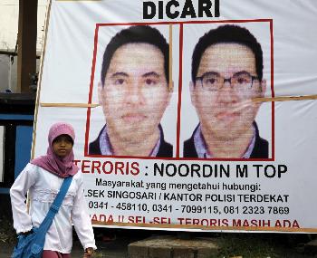 印尼粉碎袭击总统阴谋 南亚头号恐怖嫌犯或已毙命