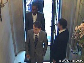 英警方逮捕史上最大珠宝抢劫案有关嫌犯
