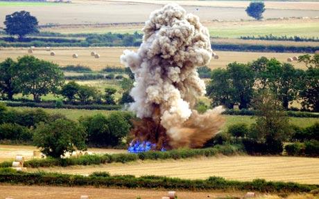 英国拆除二战遗留炸弹 两个村庄居民被疏散