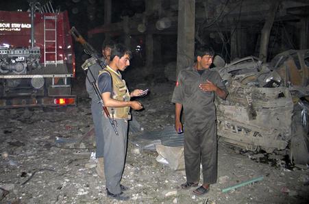 阿富汗坎大哈发生严重车弹袭击 死伤过百