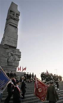 组图：波兰举行仪式纪念二战爆发70周年