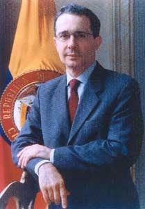 哥众议院通过修宪公投法案 乌里韦有望再次连任