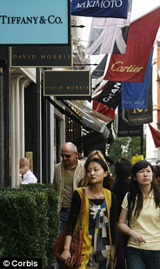 英国：中国游客正取代俄罗斯成为奢侈品最大买家