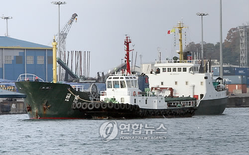 西海交火后朝货船首次抵达仁川港