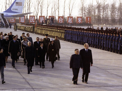 美国总统37年访华路
