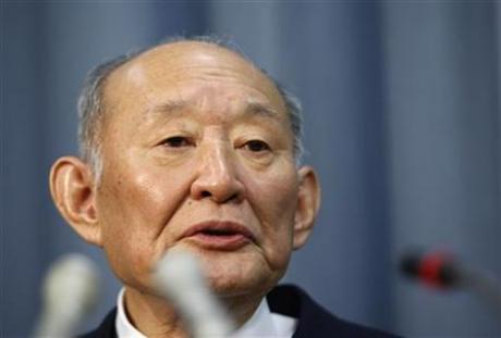 日本77岁财务相住院接受体检